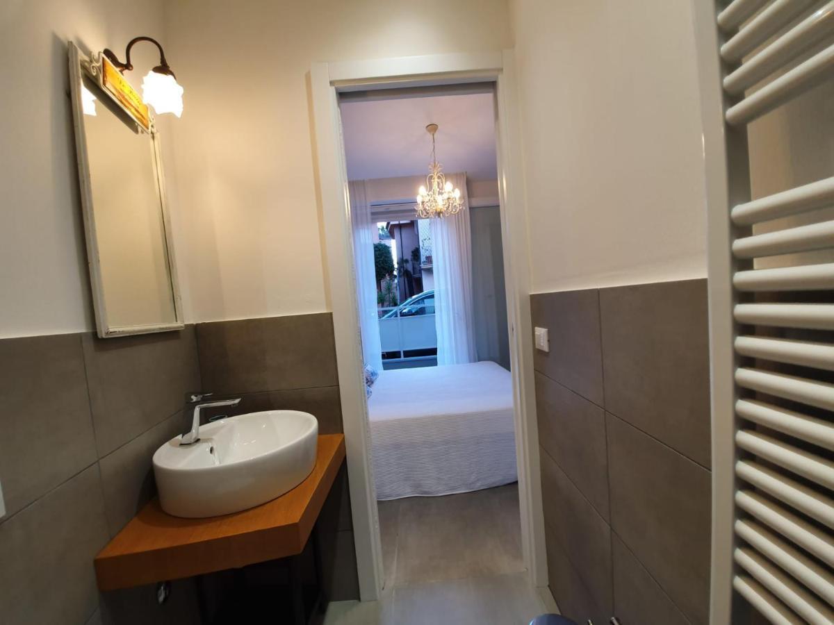 Residenza Azzurra Ξενοδοχείο Κατόλικα Εξωτερικό φωτογραφία