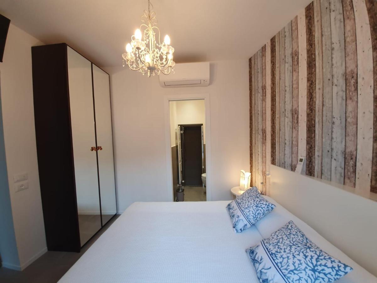 Residenza Azzurra Ξενοδοχείο Κατόλικα Εξωτερικό φωτογραφία